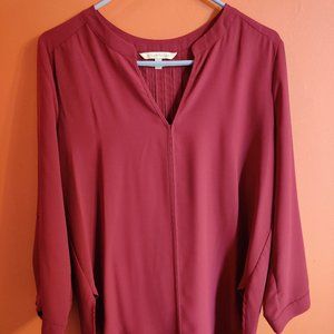 41 HAWTHORN Burgundy Blouse Size M